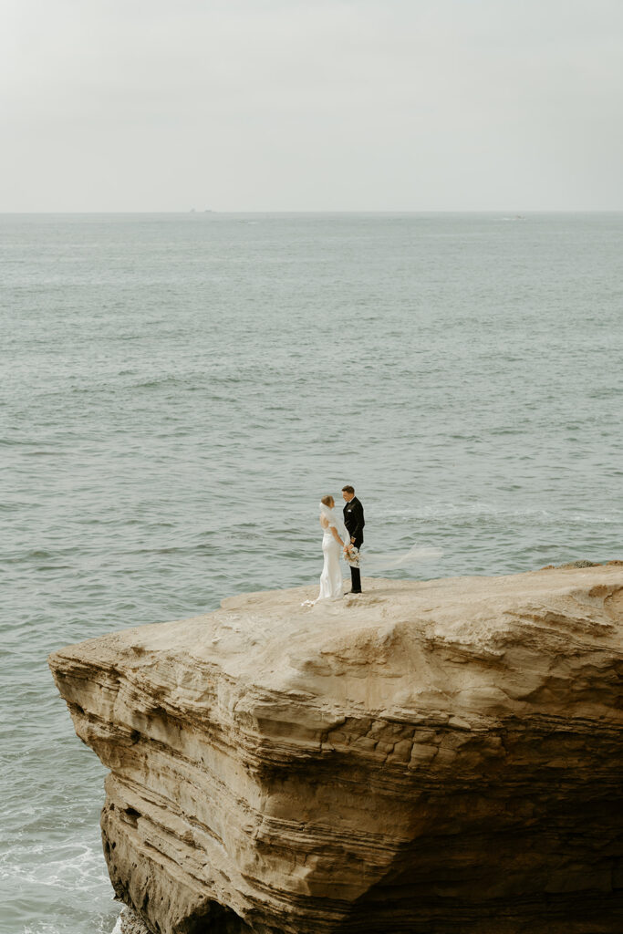 sunset cliffs wedding couple photos