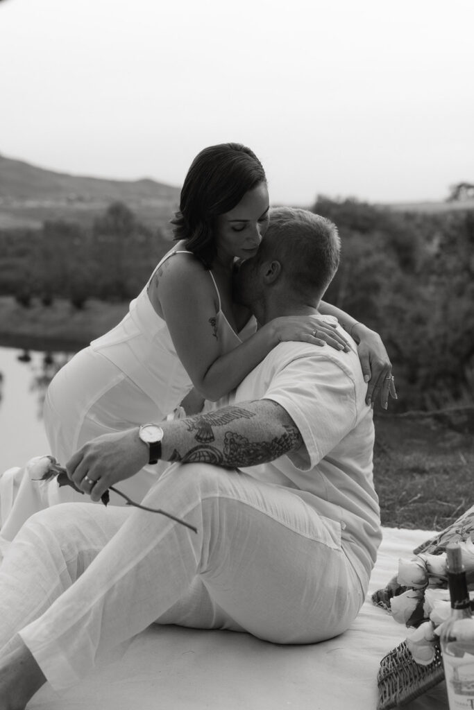 creative couples photoshoot with a picnic