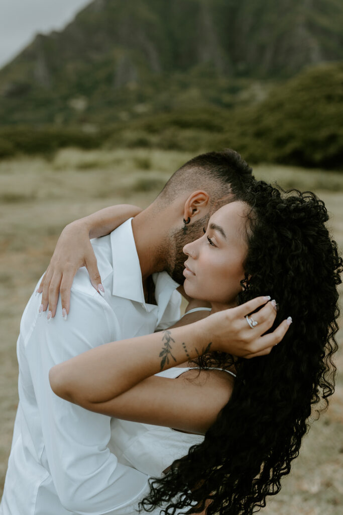 engagement photos in Hawaii