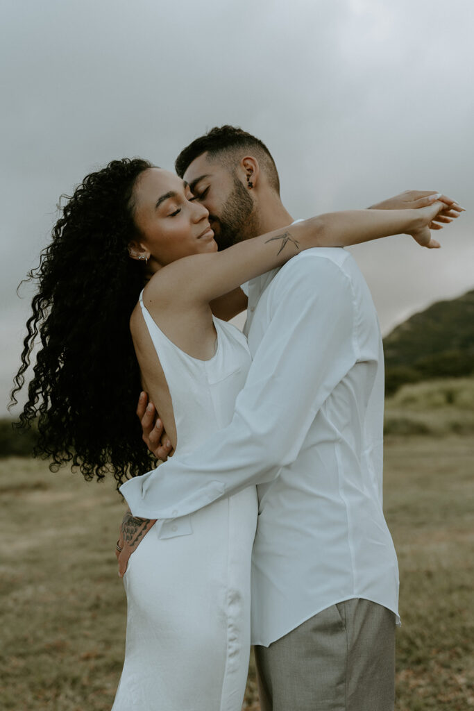 engagement photos in Hawaii