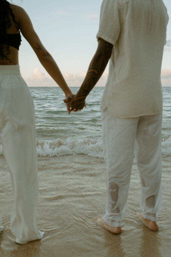 beach couples photos